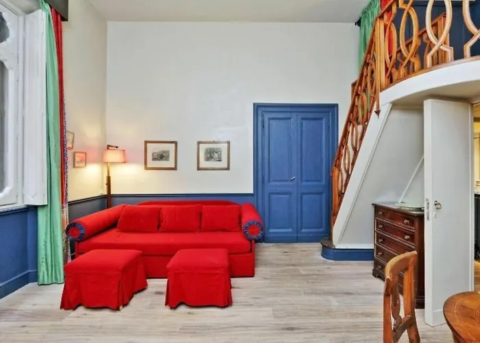 Studio Apt In Rome City Centre Via Gregoriana By Halldis